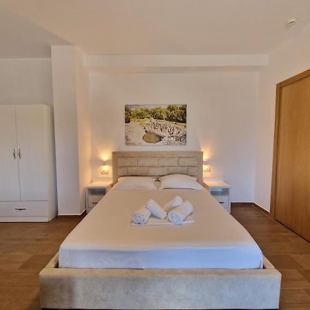 Hotel Queen Margaret Seaside Ксамил Экстерьер фото