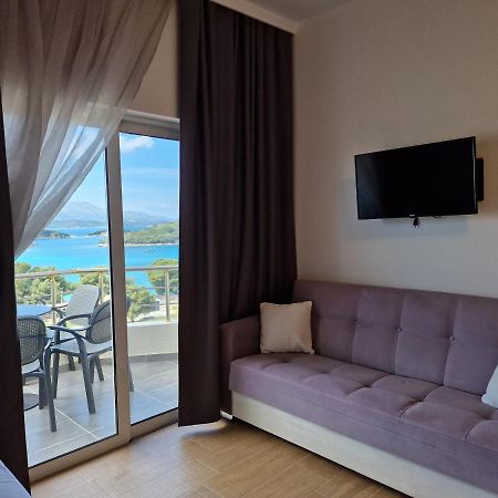 Hotel Queen Margaret Seaside Ксамил Экстерьер фото