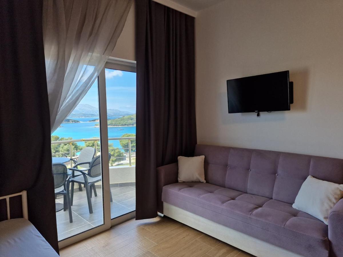 Hotel Queen Margaret Seaside Ксамил Экстерьер фото