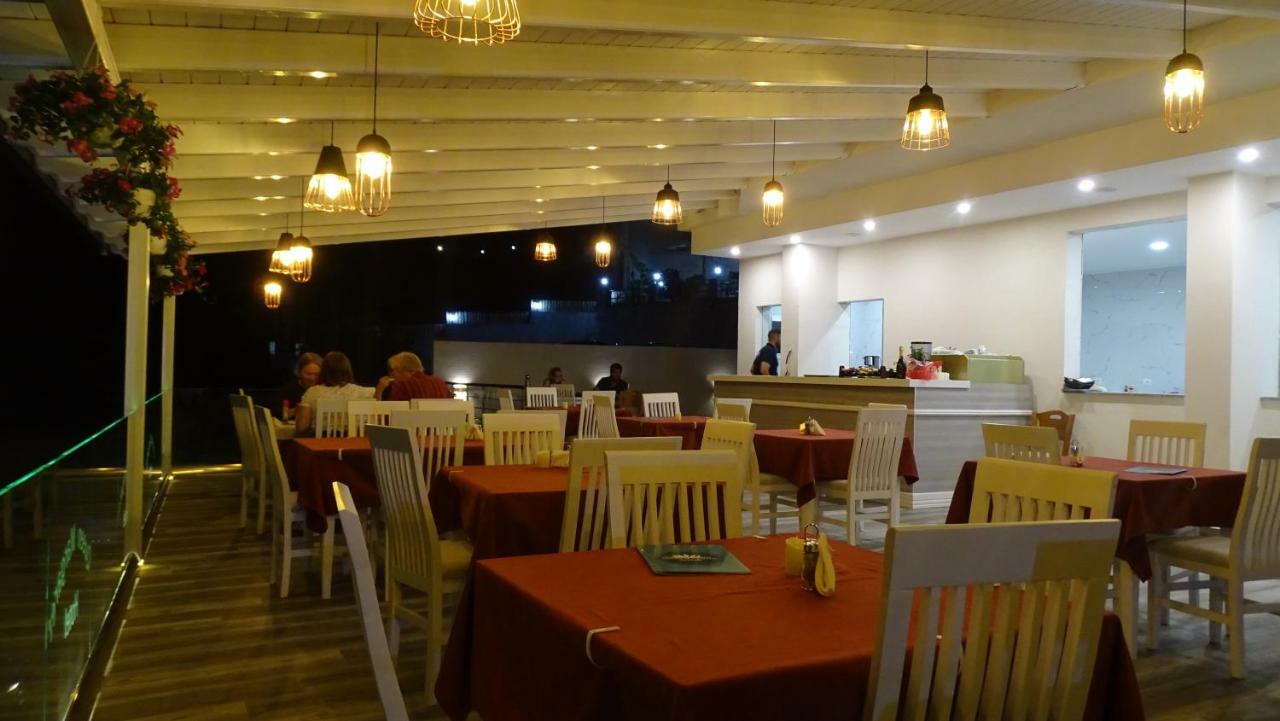 Hotel Queen Margaret Seaside Ксамил Экстерьер фото